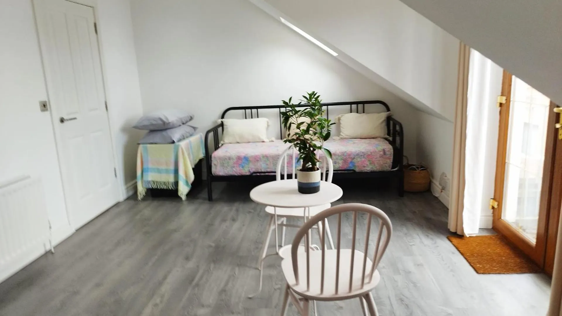 Belfast City Centre, Brilliant Light Apartment United Kingdom